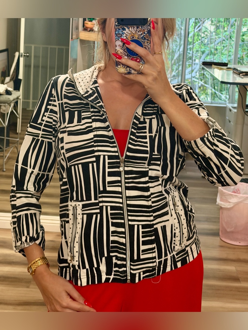 Onque Casual Printed Black & White Zip-Front Jacket